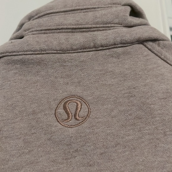 Mauve/Lavender Scuba Zip up - Picture 4 of 5